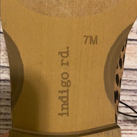 NWOB WOMENS INDIGO RD LOAFERS - Picture 6 of 6